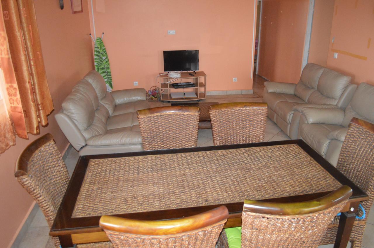 Les 4K Apartment Faaa Ngoại thất bức ảnh